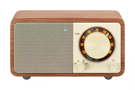 SANGEAN WR7 PÖYTÄRADIO PÄHKINÄ (VAALEA PUU) - Analoginen radio - 4711317995021 - 2