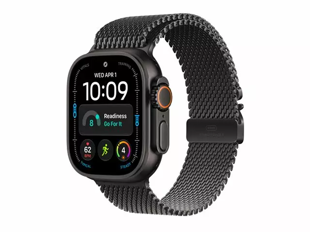 APPLE WATCH ULTRA 4 GPS + CELLULAR 49MM SVART TITANKAPSEL MED SVART TITAN MILANESISKOTA - M - Smartklockor & Träningsklockor - 195951216591 - 6
