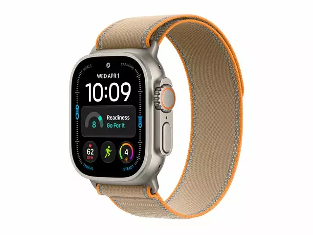 APPLE WATCH ULTRA 4 GPS + CELLULAR 49MM NATURLIGT TITANHUS MED SAND TRAIL LOOP - M/L - Smartklockor & Träningsklockor - 195951216072 - 6
