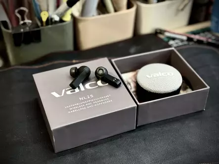 VALCO NL25 ANC LANGATTOMAT NAPPIKUULOKKEET HARMAA/MUSTA - Nappikuulokkeet - 6429811249134 - 1