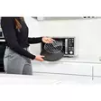 BLACK+DECKER MONITOIMIMIKROAALTOUUNI 25L 900W ES9700040B - Vapaasti sijoitettava mikroaaltouuni - 8432406700048 - 4